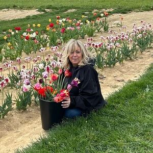 Meet your Posher, Michele